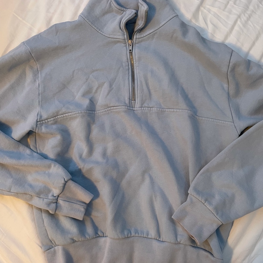 Brandy Melville Blue Sweatshirt